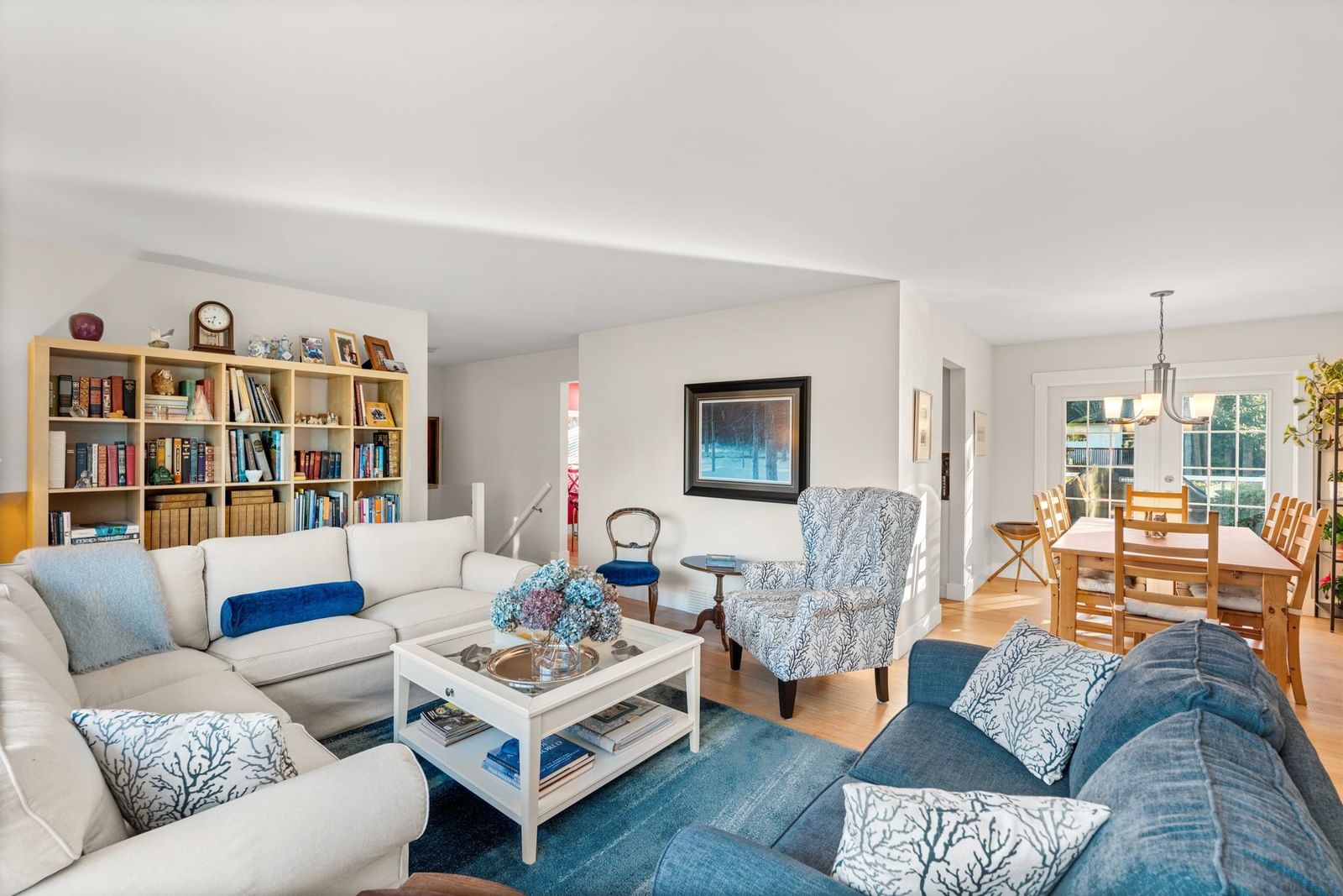 Listing Image 6