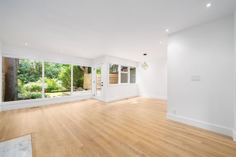 8 Glenmore Drive, West Vancouver, V7S 1A4 | Image 3