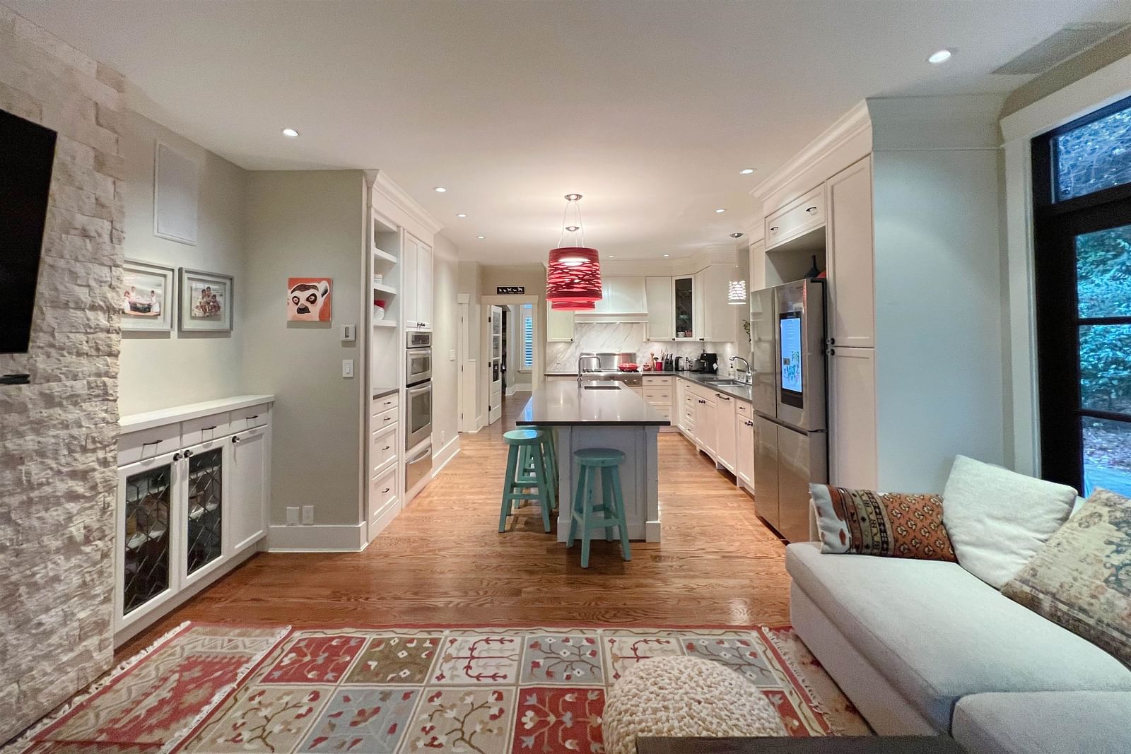 Listing Image 10