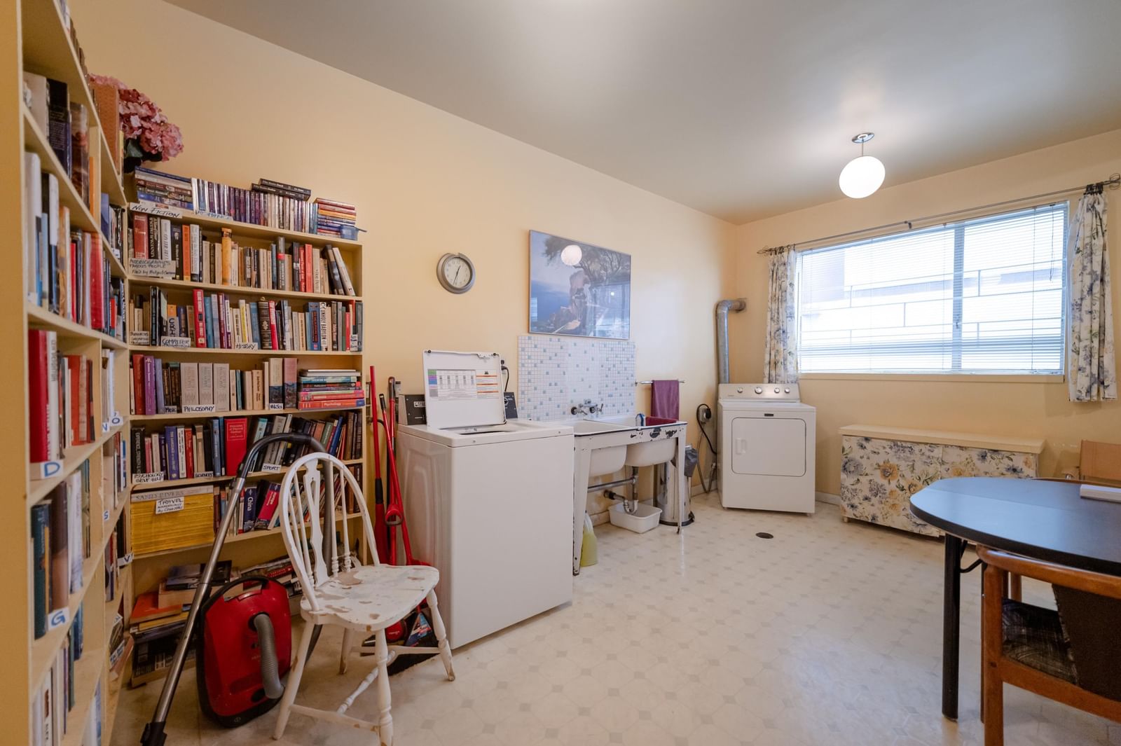 Listing Image 18
