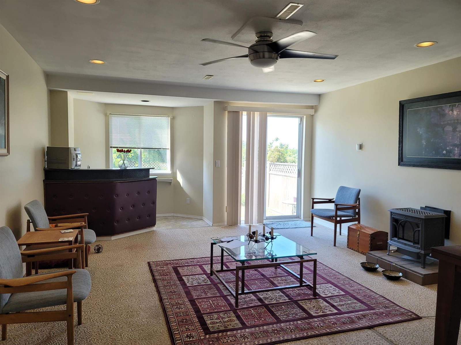 Listing Image 5