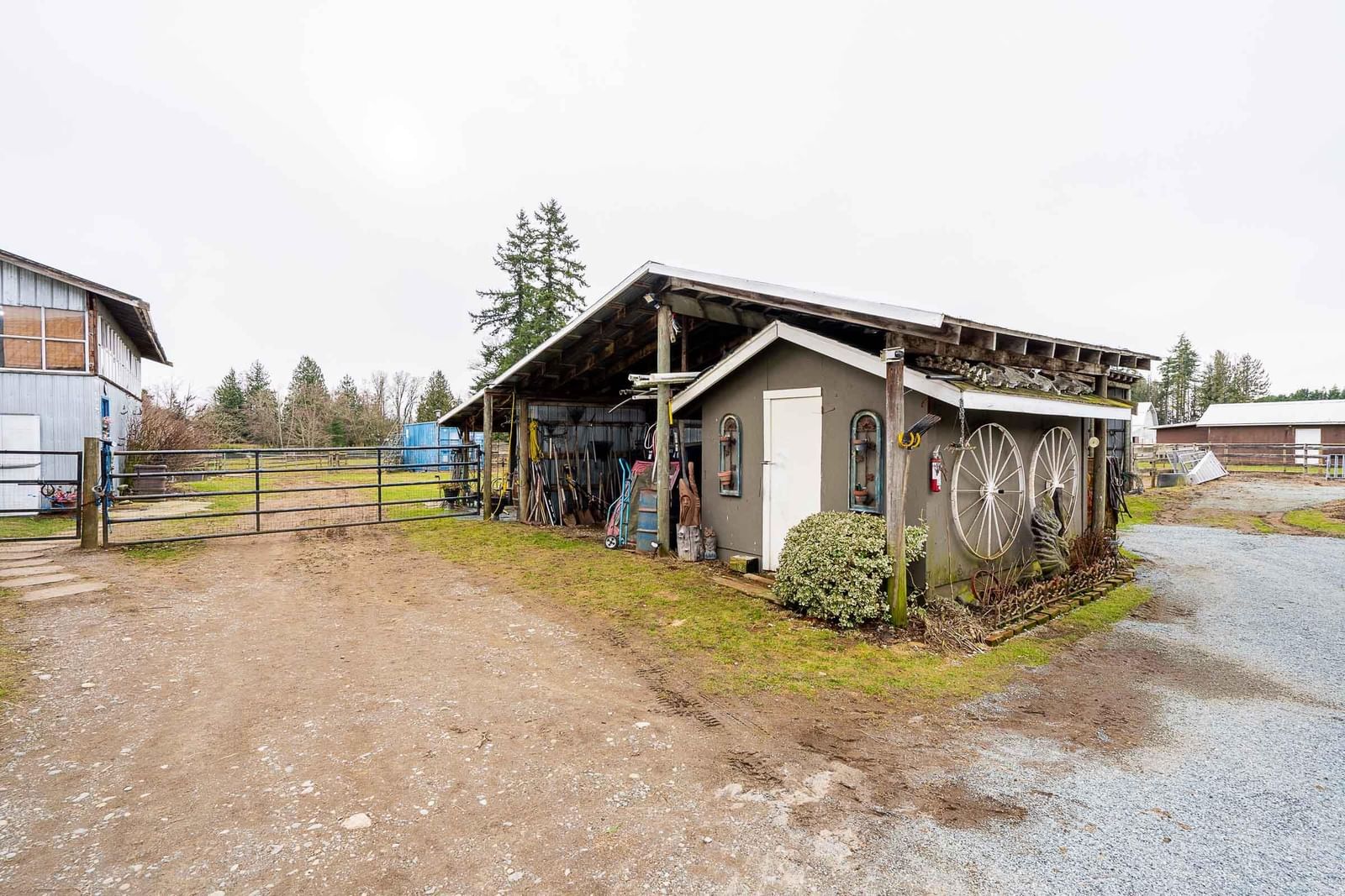 Listing Image 21