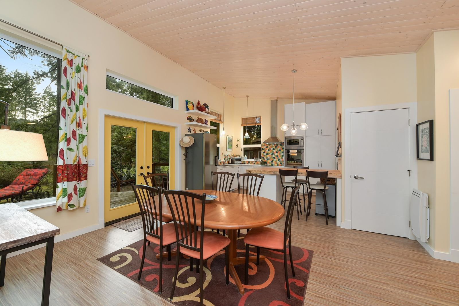 Listing Image 9