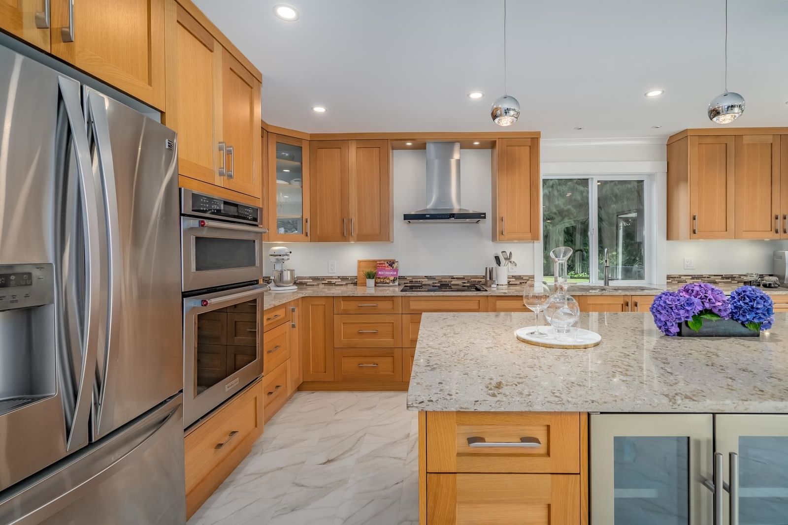 Listing Image 18