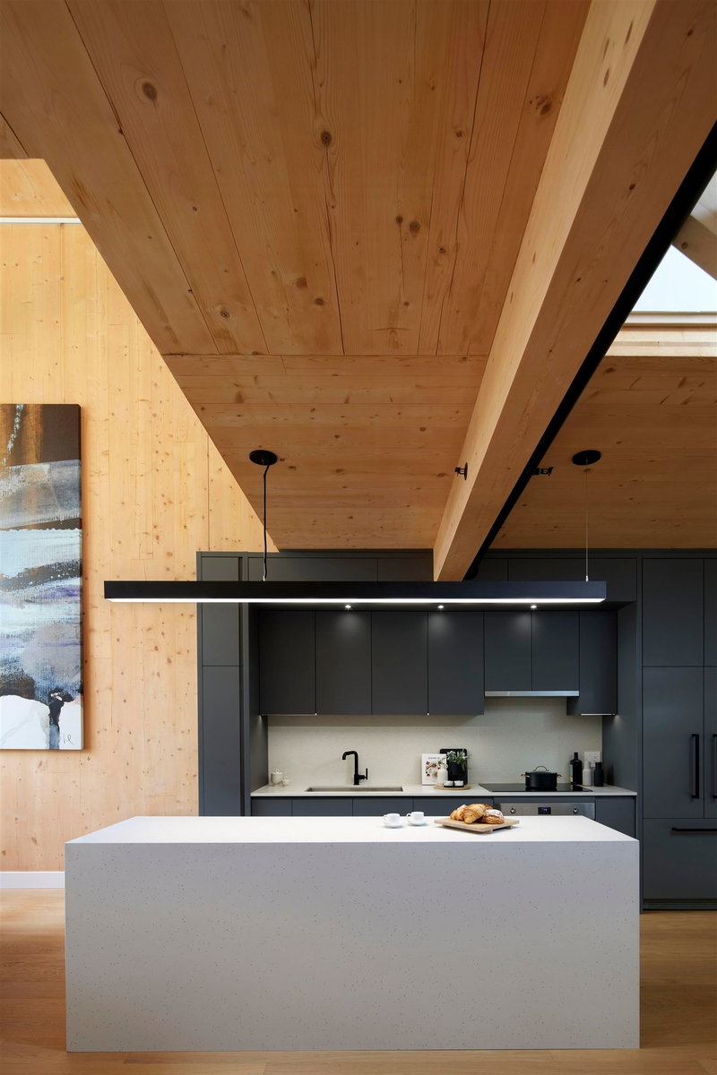 304 - 310 Salter Street, New Westminster, V3M 0N7 | Image 3