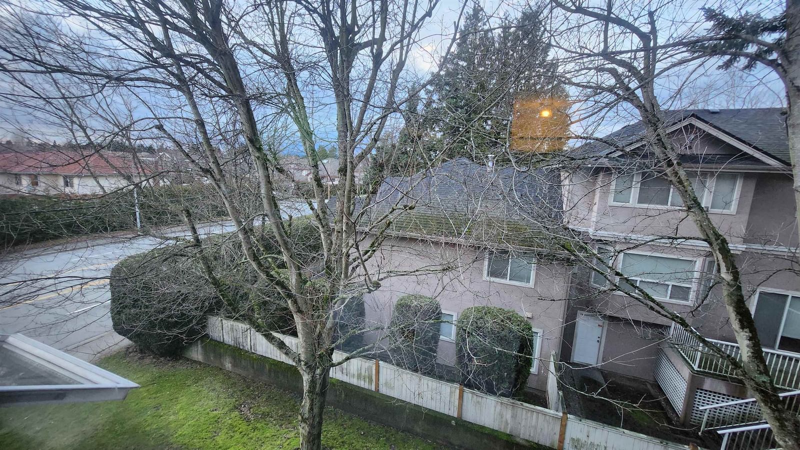 Listing Image 24