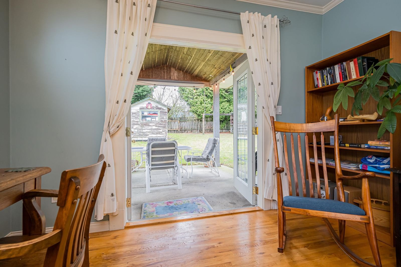 Listing Image 13