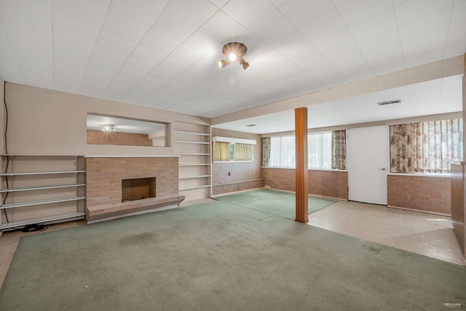 Listing Image 17