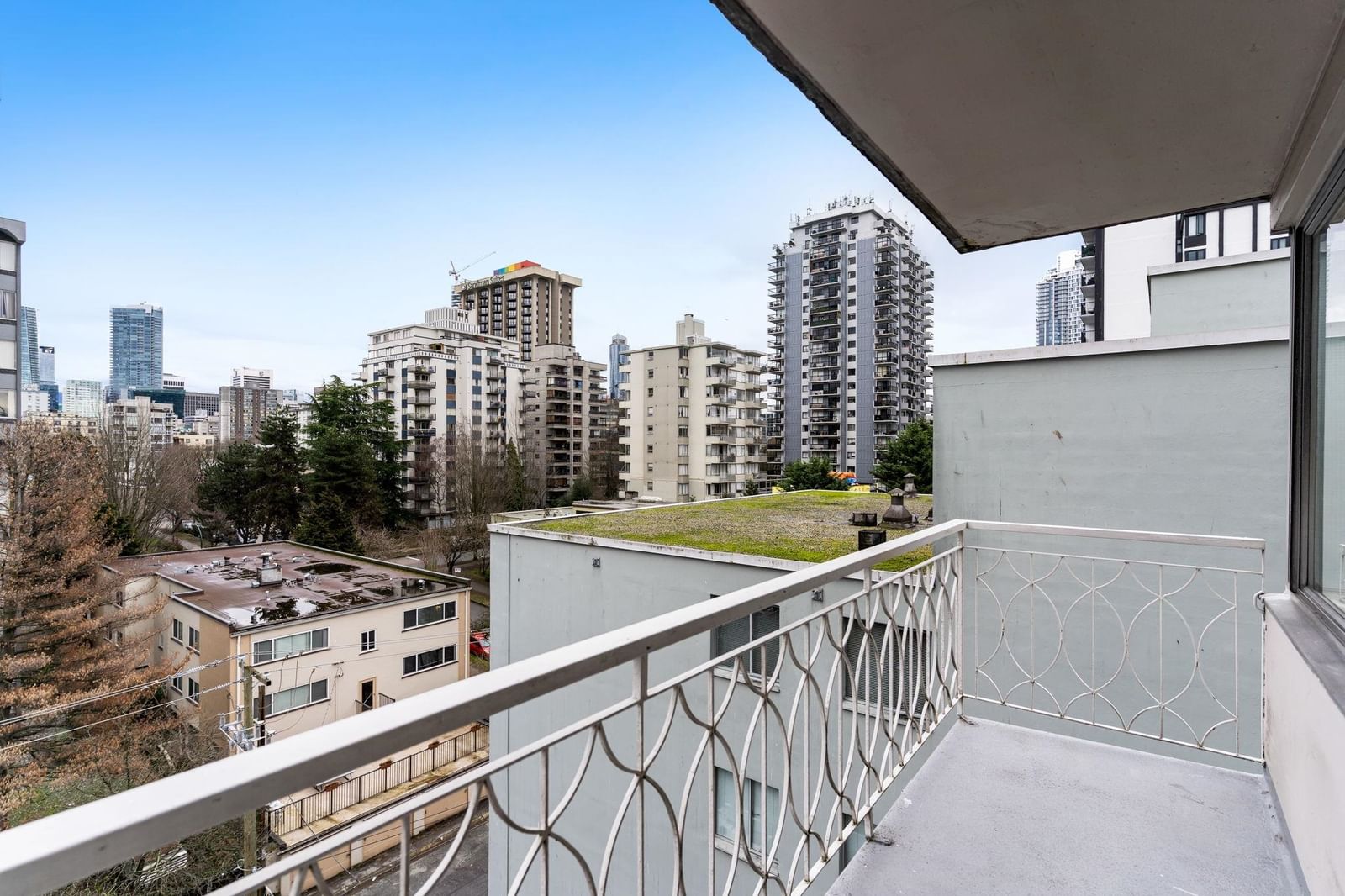 Listing Image 18