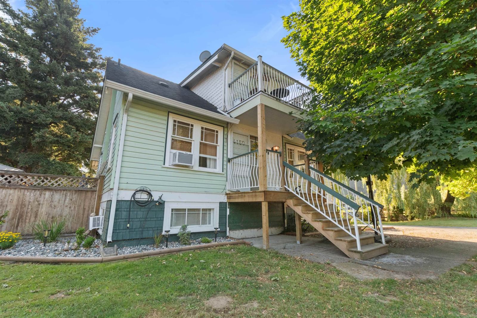 Listing Image 3