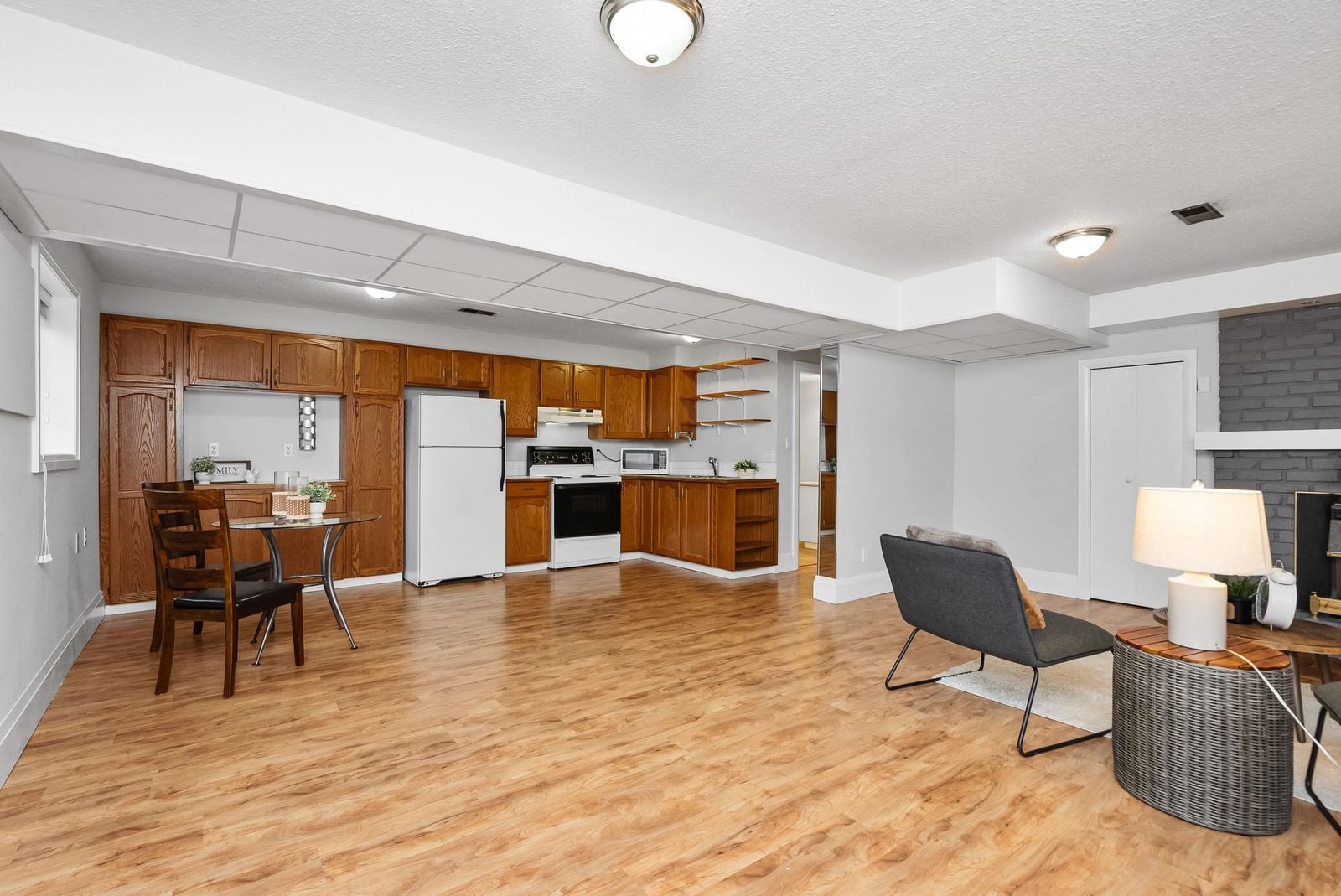 Listing Image 22