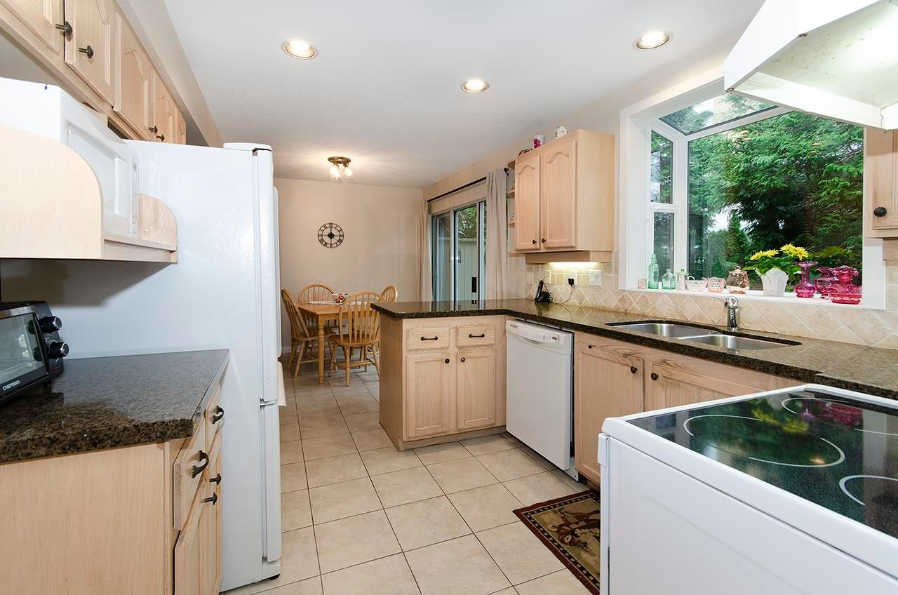 Listing Image 11