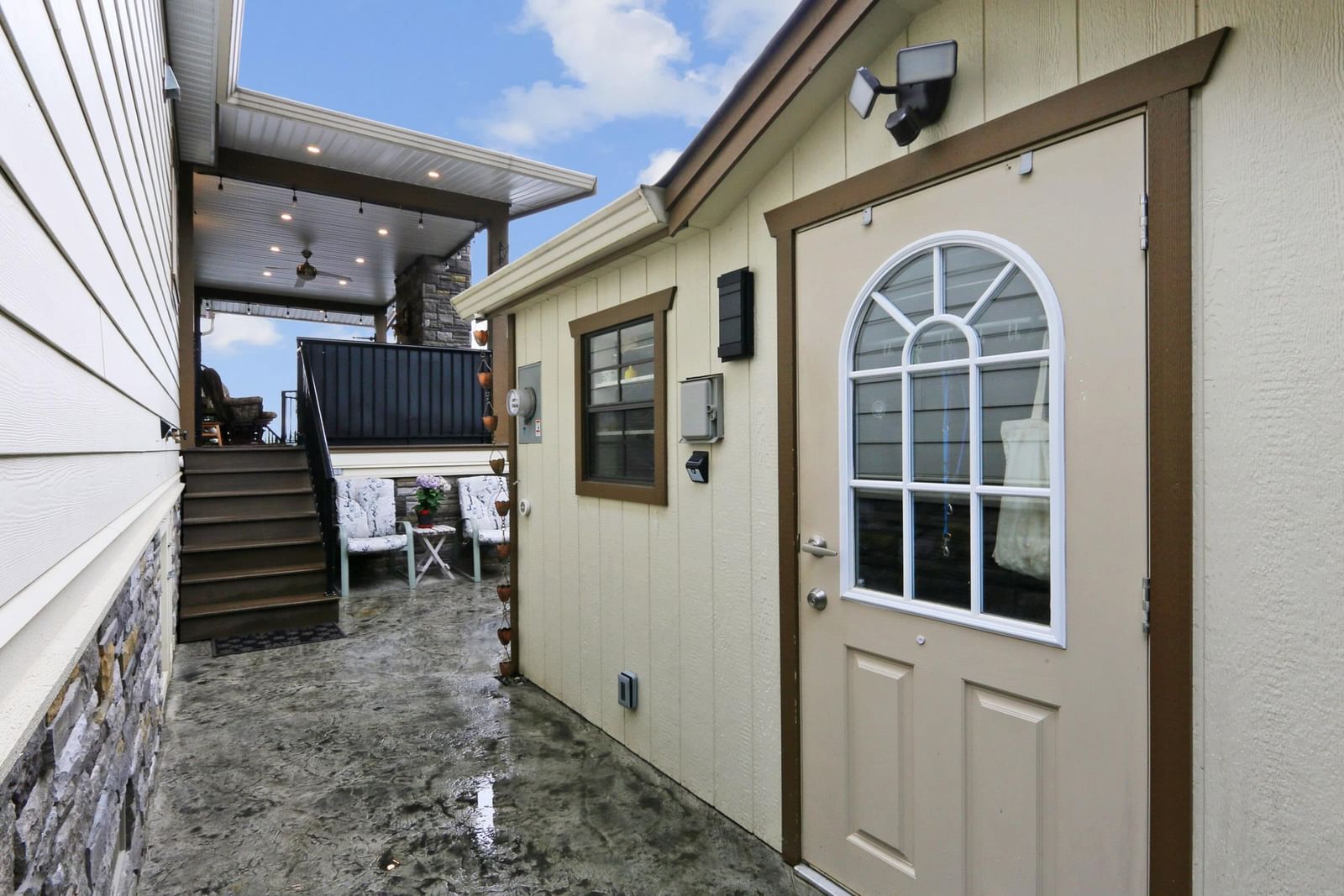 Listing Image 20