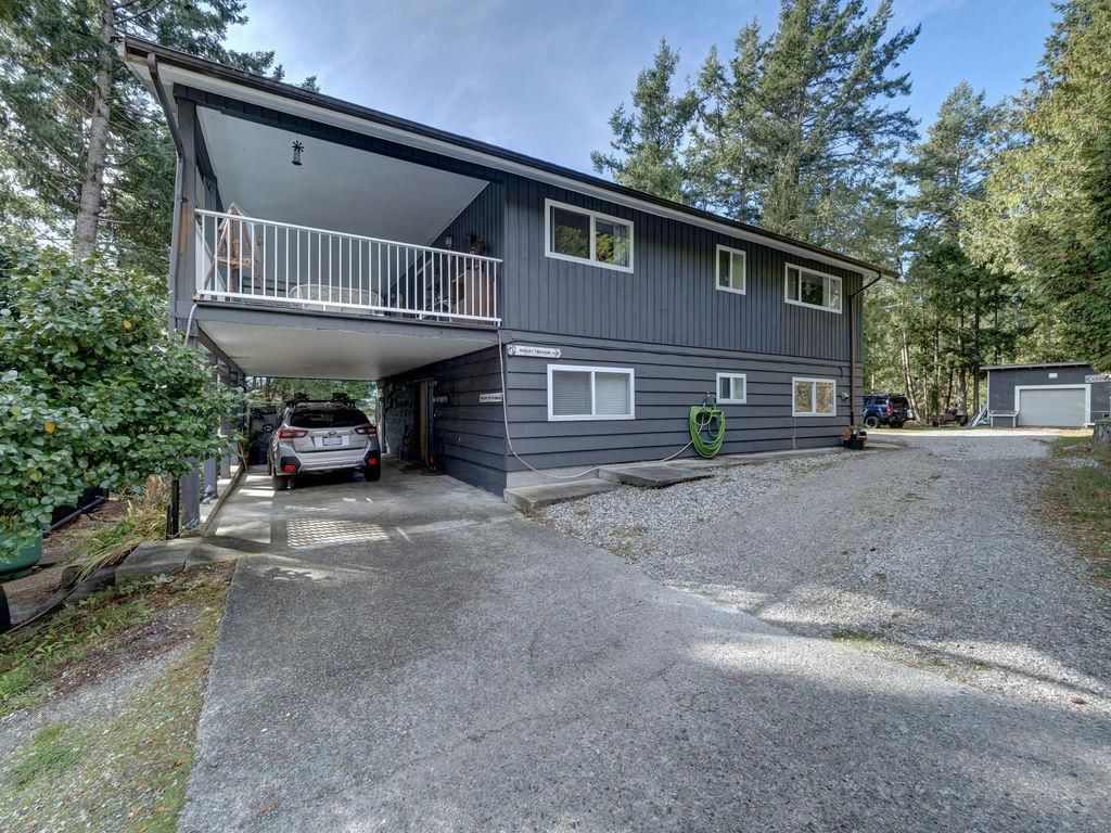 Listing photo 5