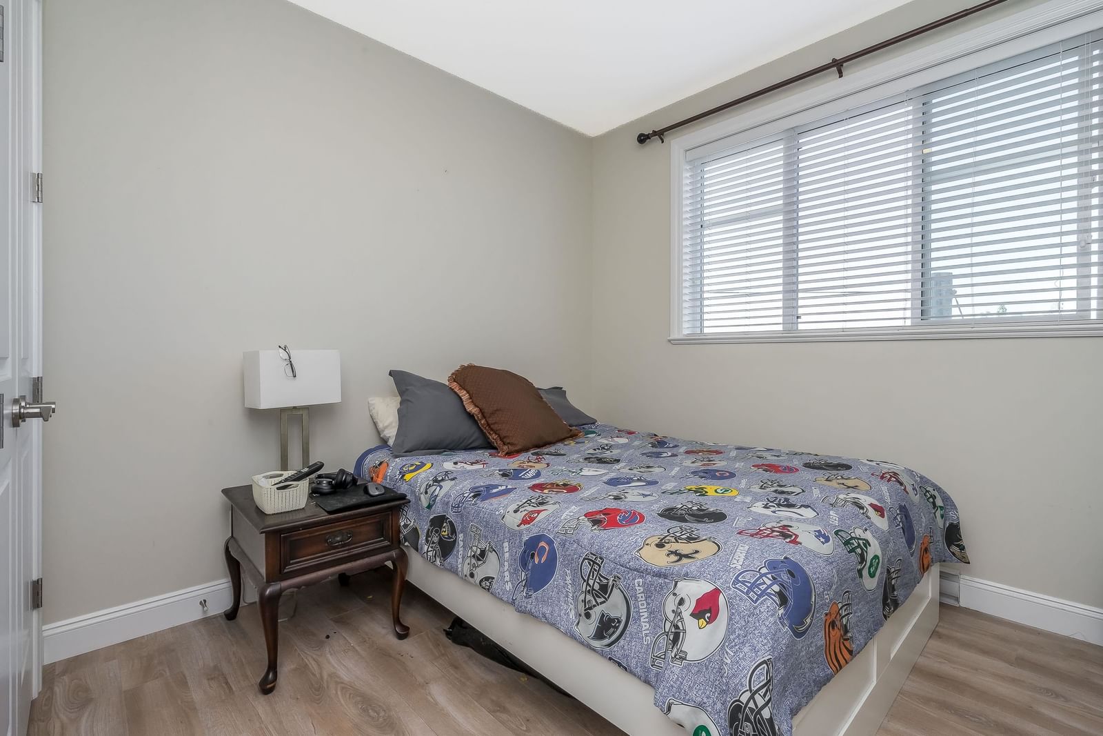 Listing Image 18