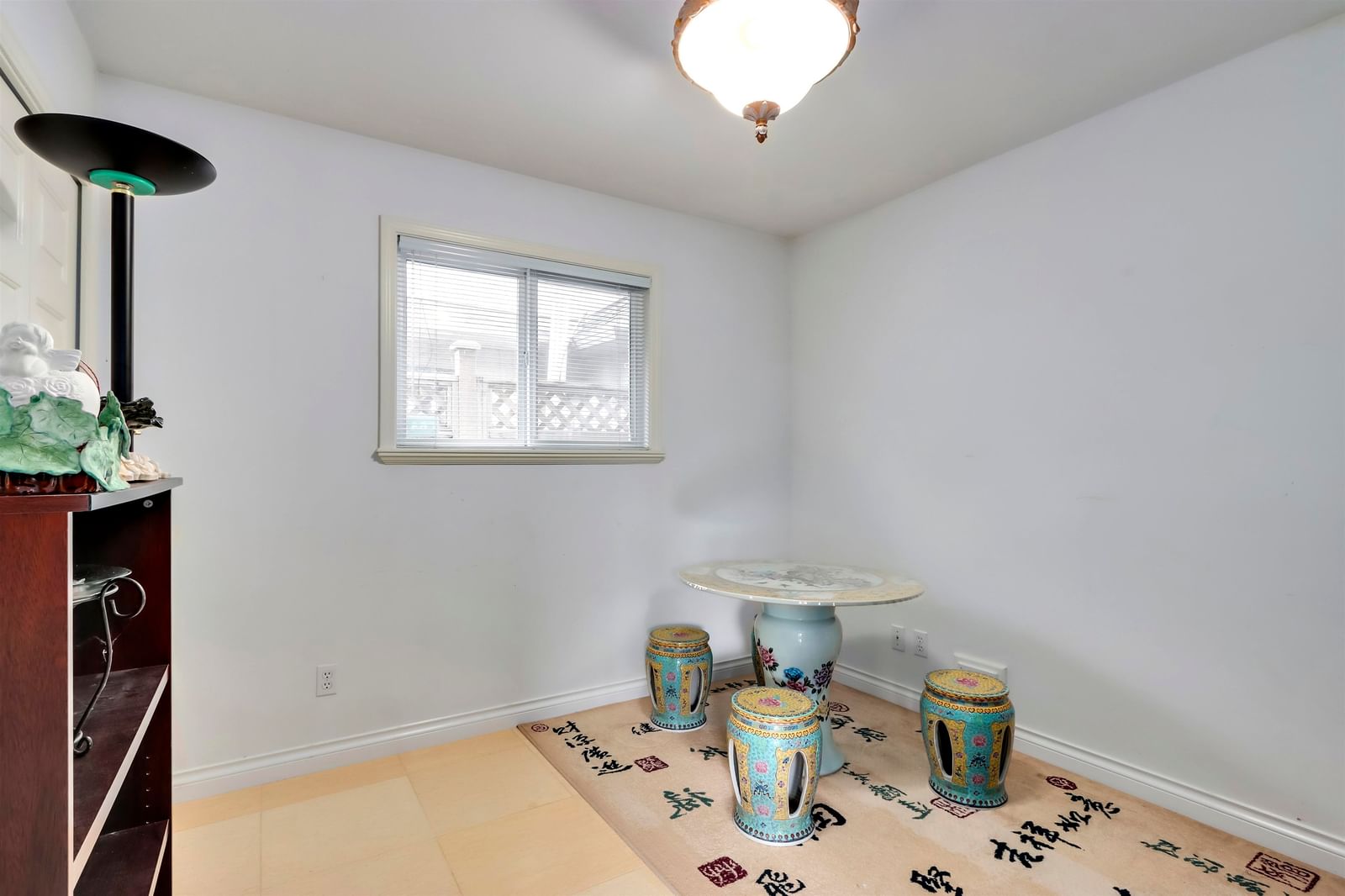 Listing Image 16