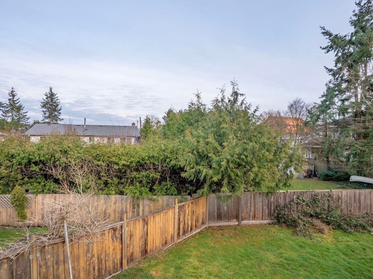 Listing Image 32