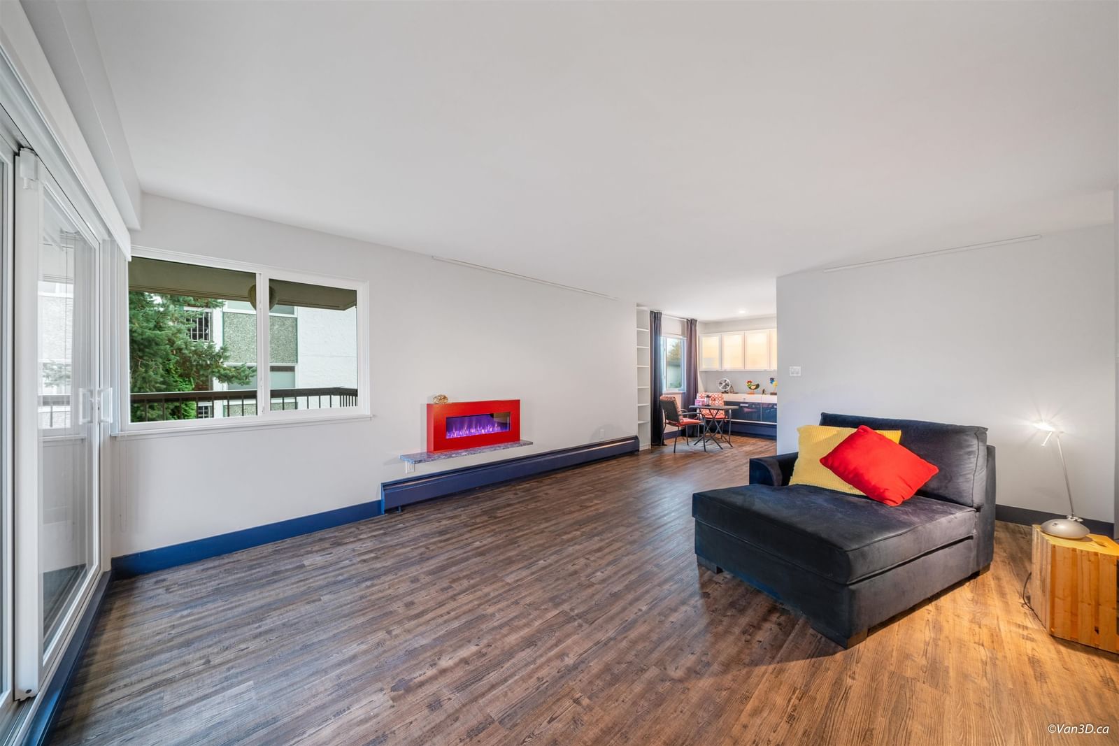 Listing Image 15