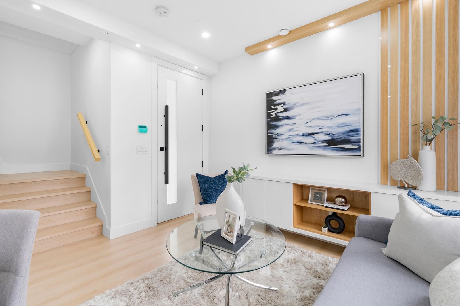 Listing Image 14