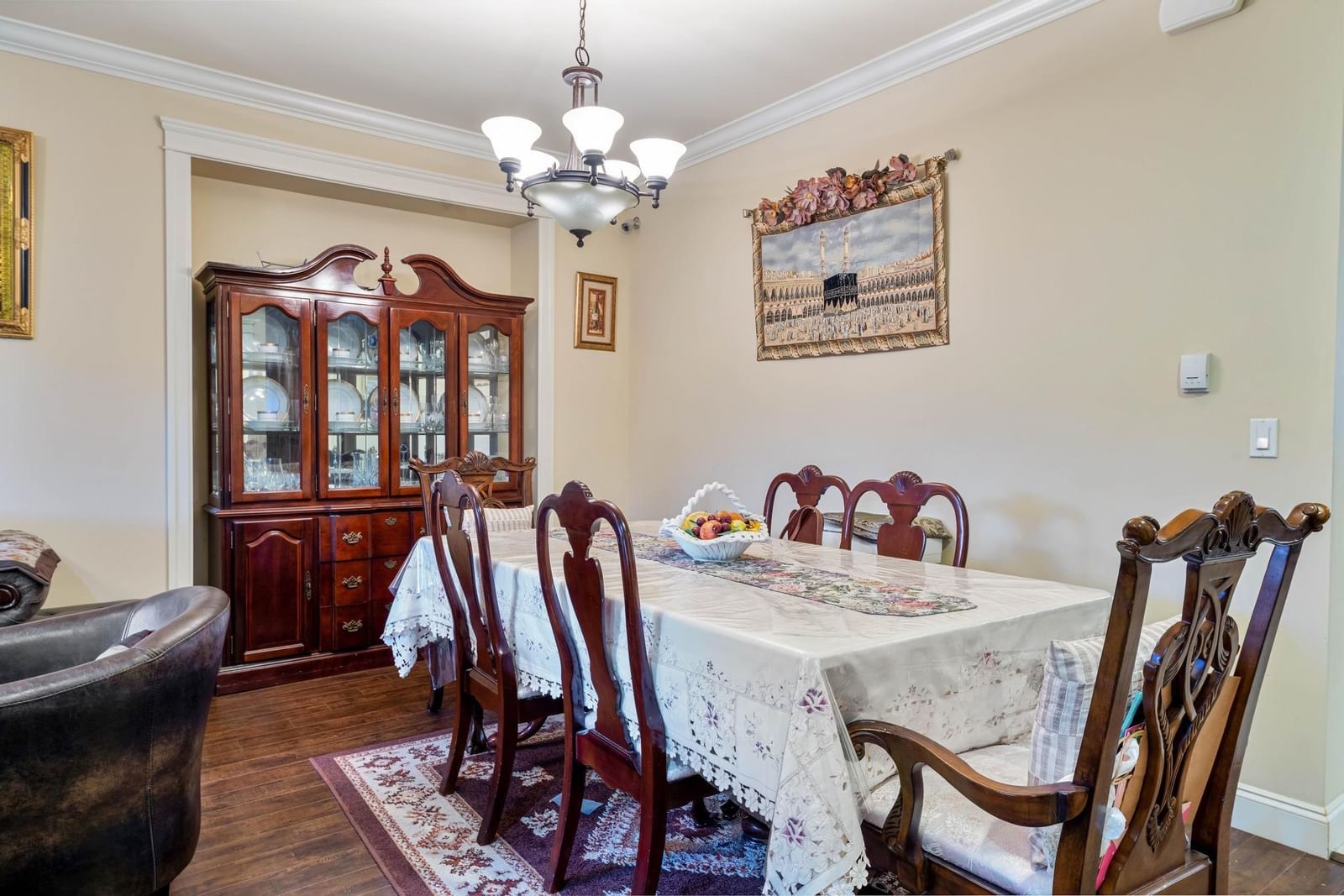 Listing Image 19