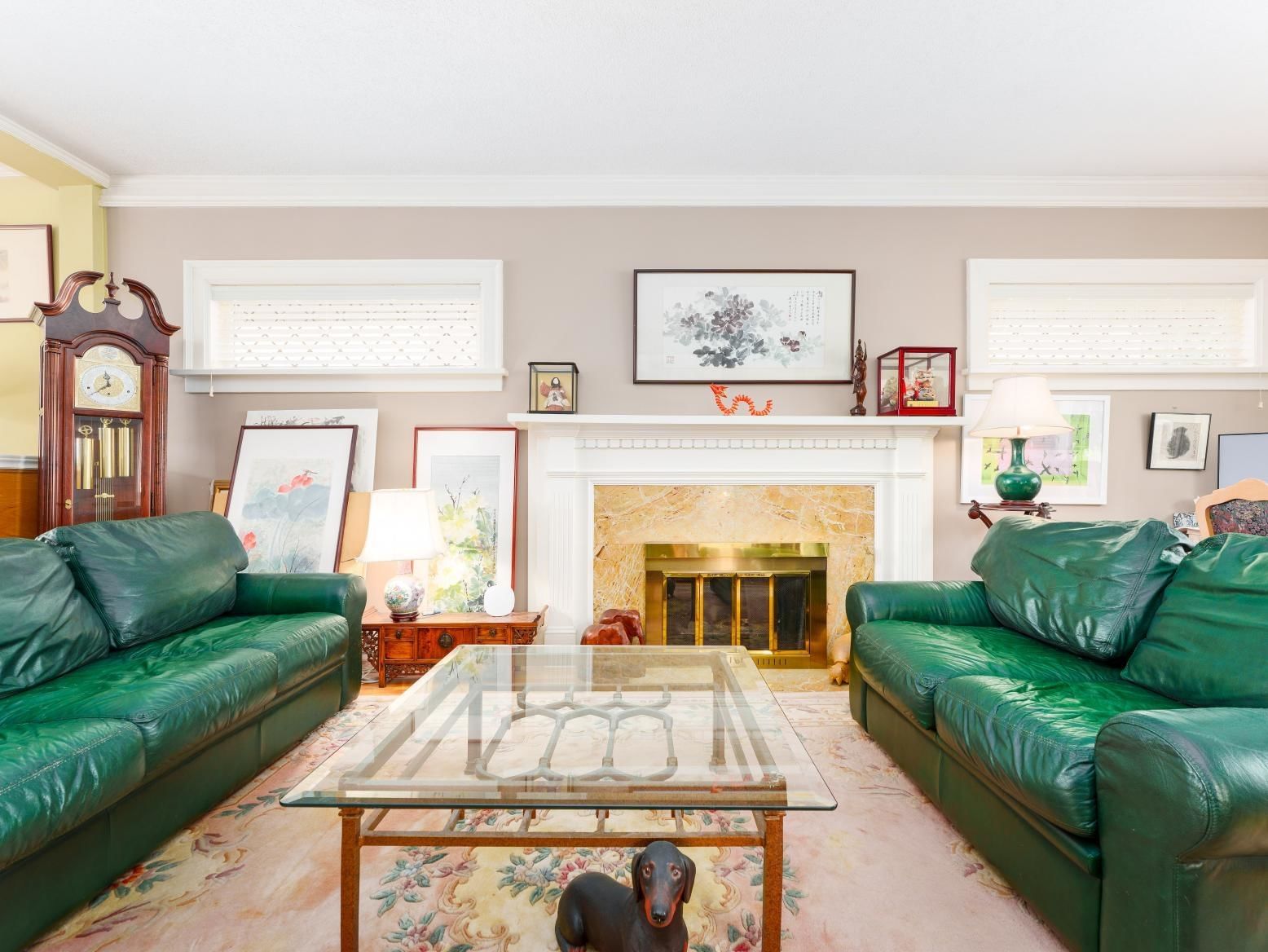 Listing Image 5