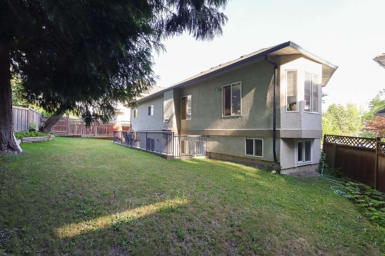 Listing Image 40