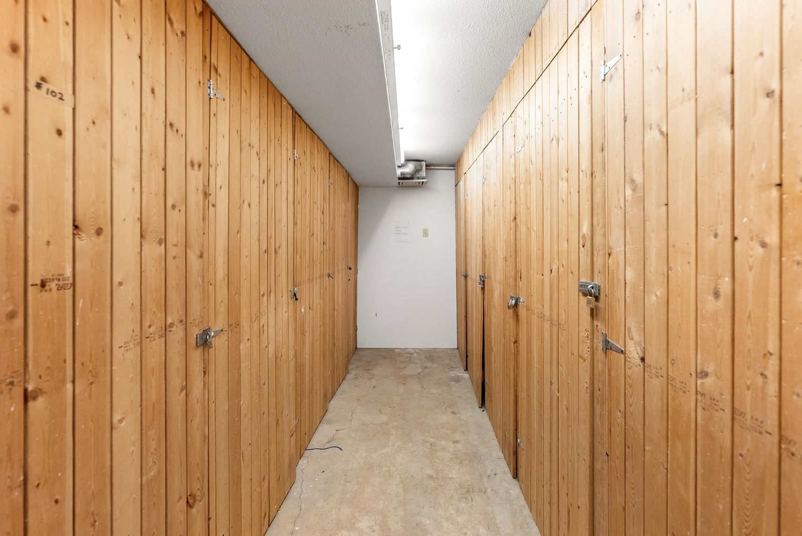 Listing Image 24