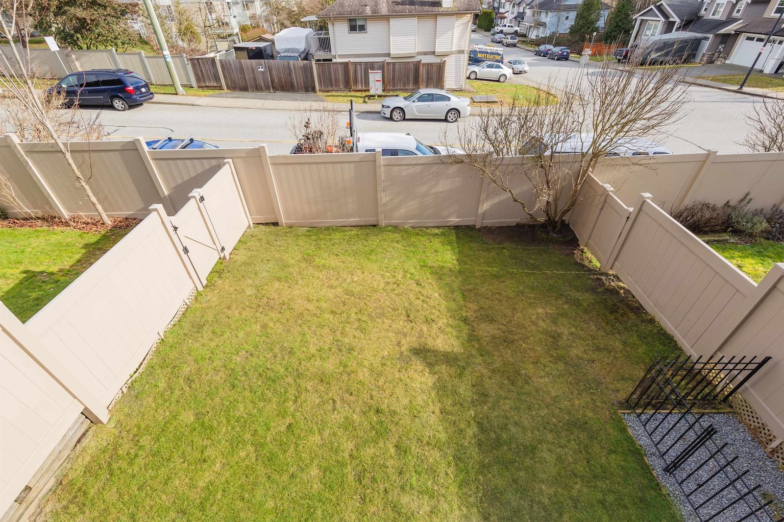 Listing Image 16