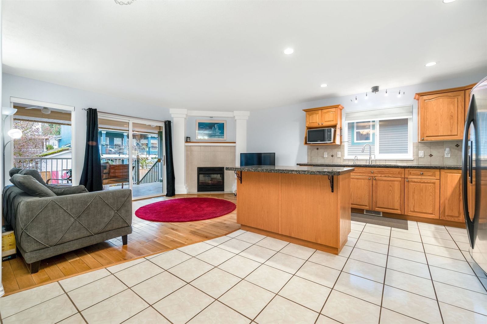 Listing Image 8