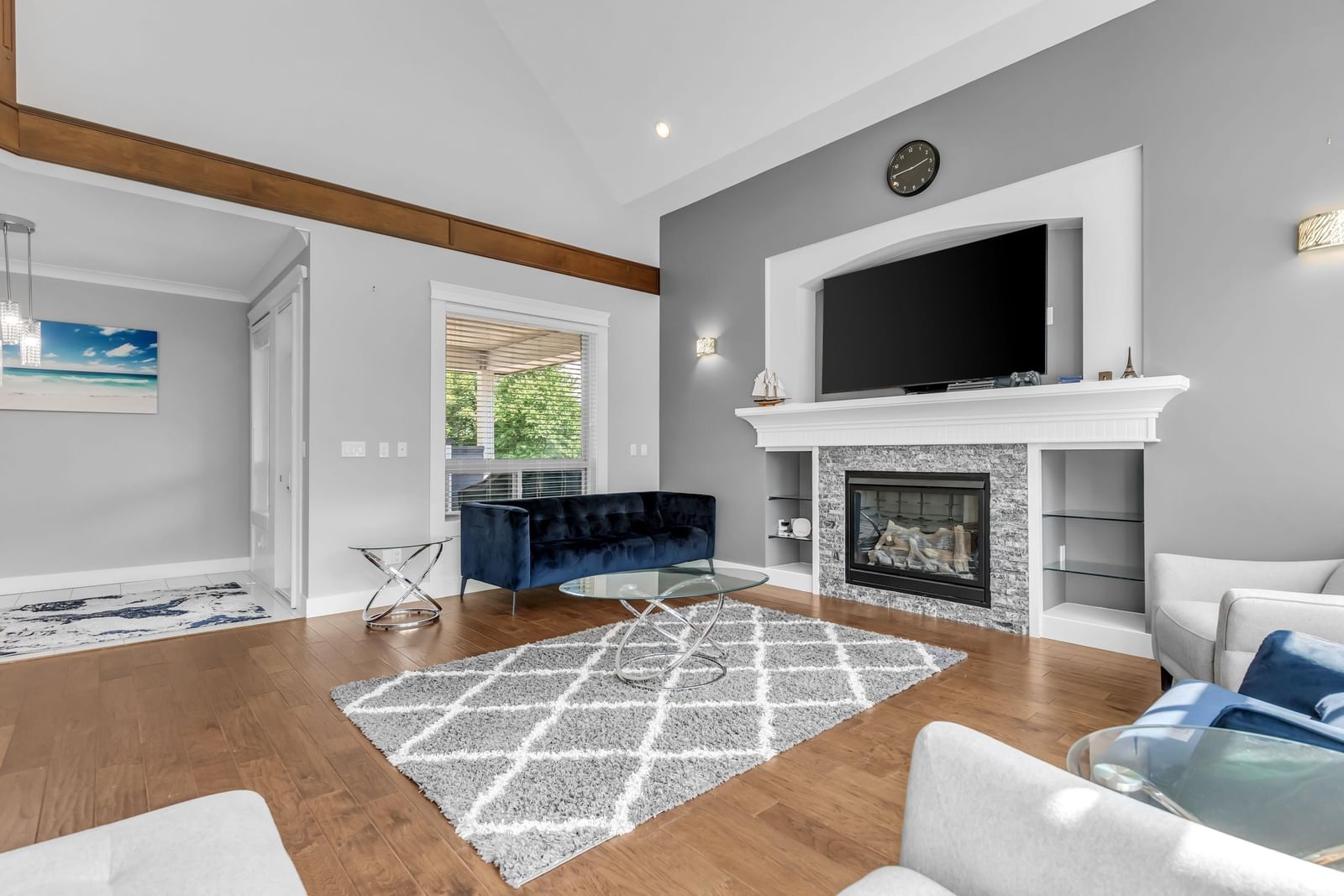 Listing Image 17