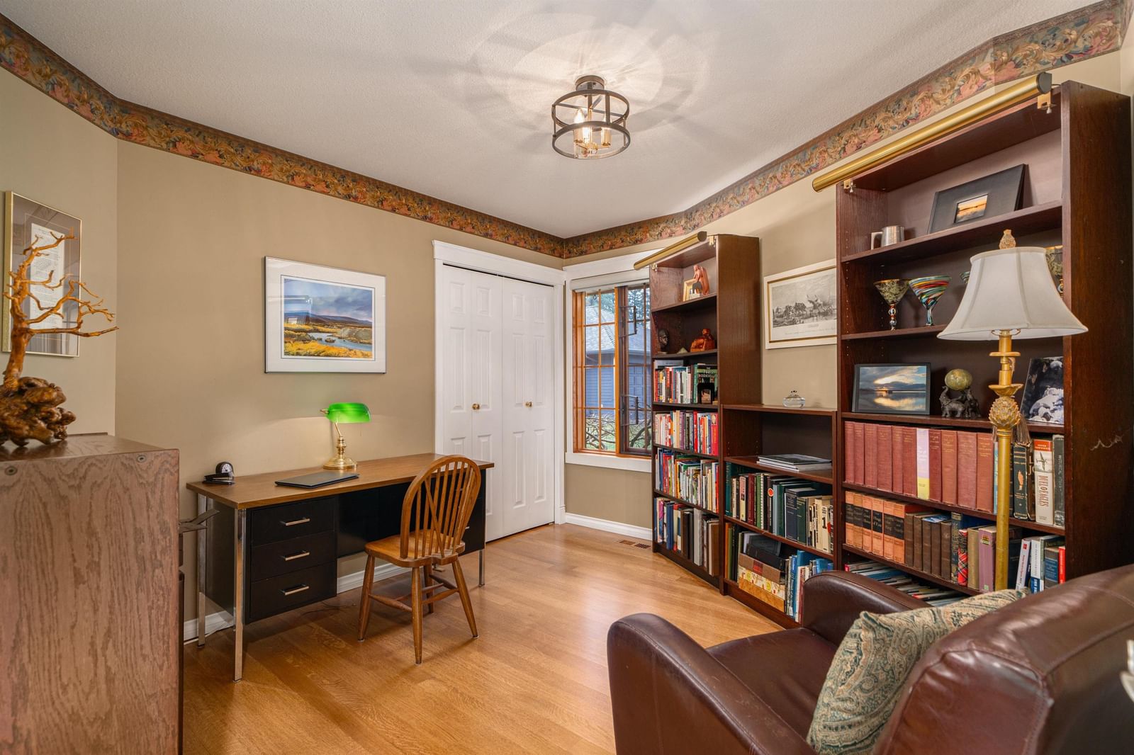 Listing Image 14