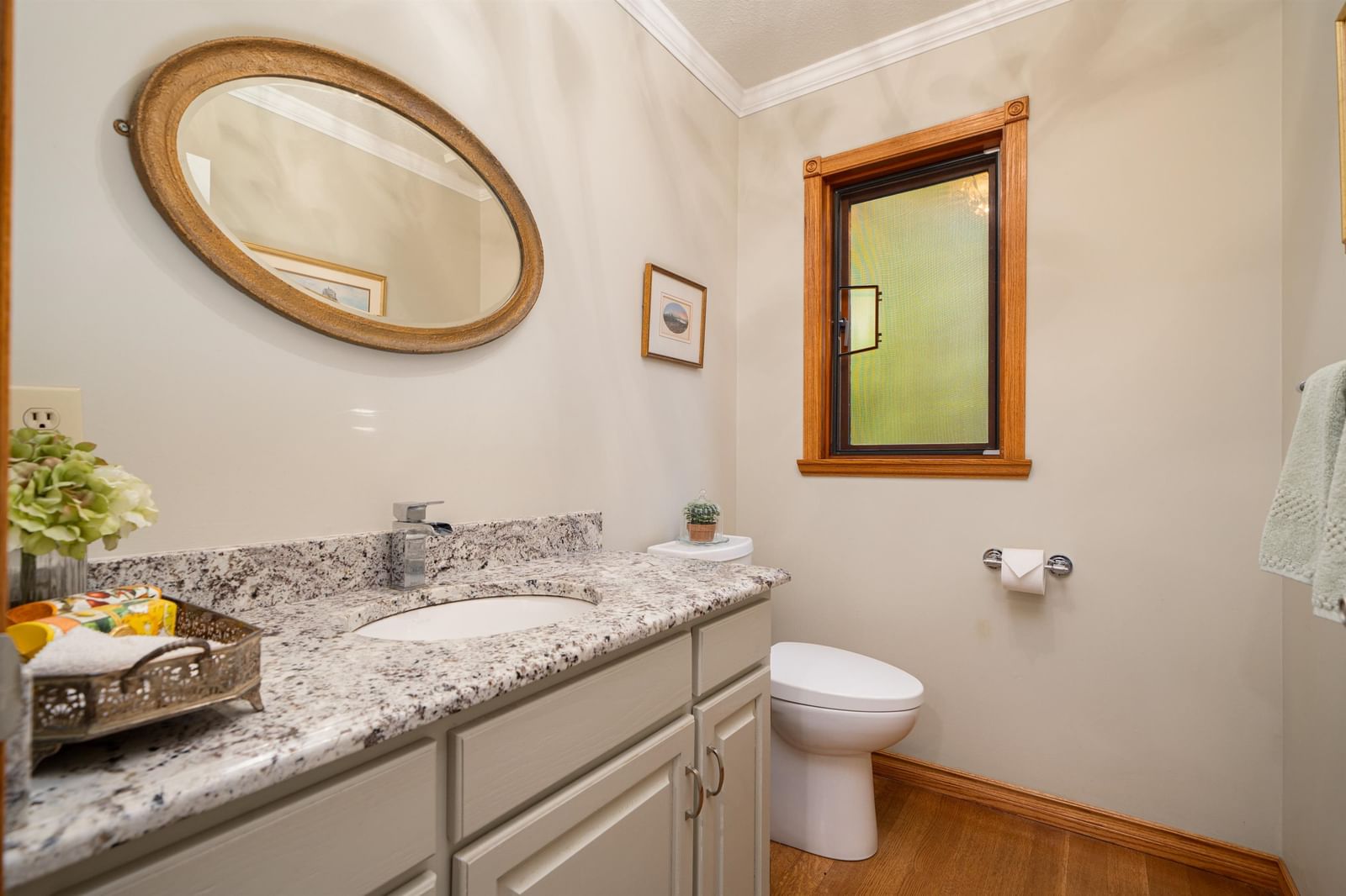Listing Image 15