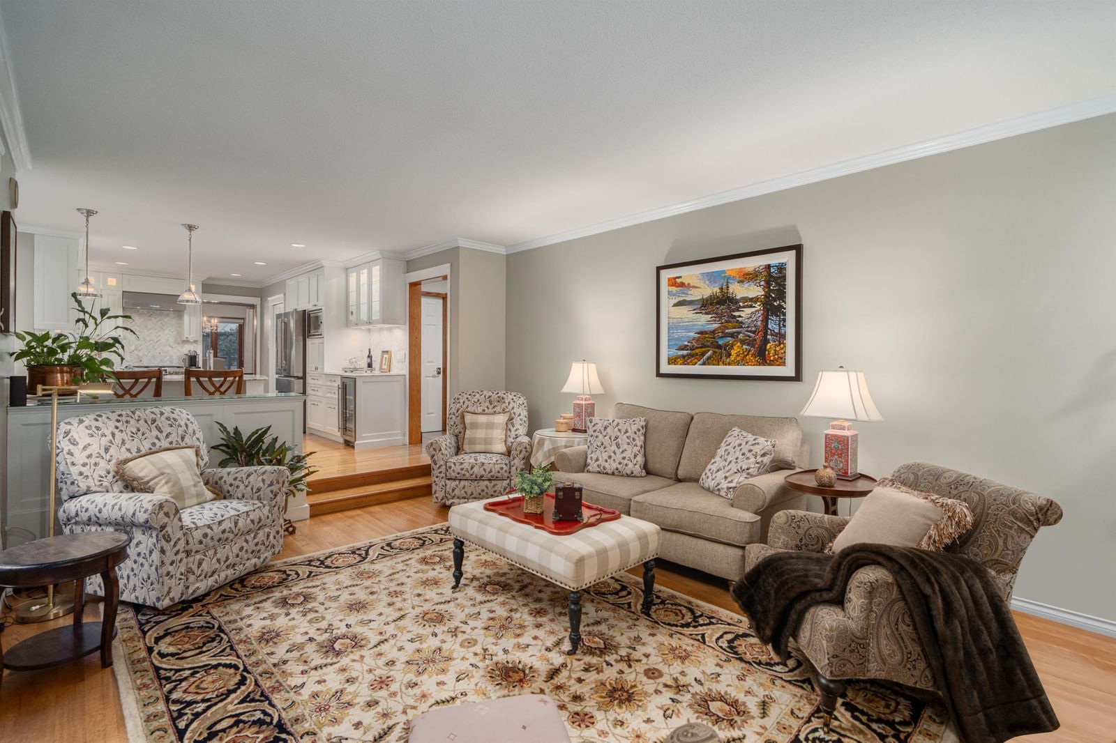 Listing Image 9