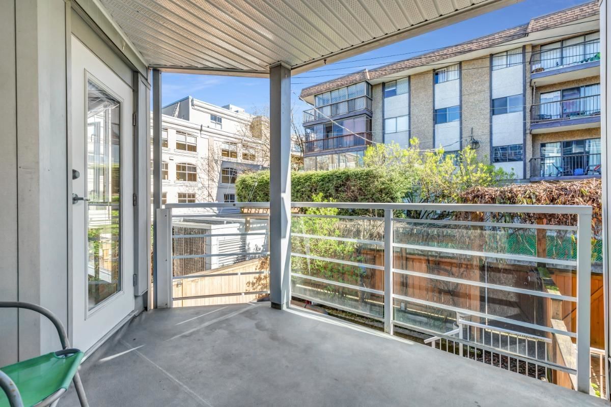 Listing Image 8