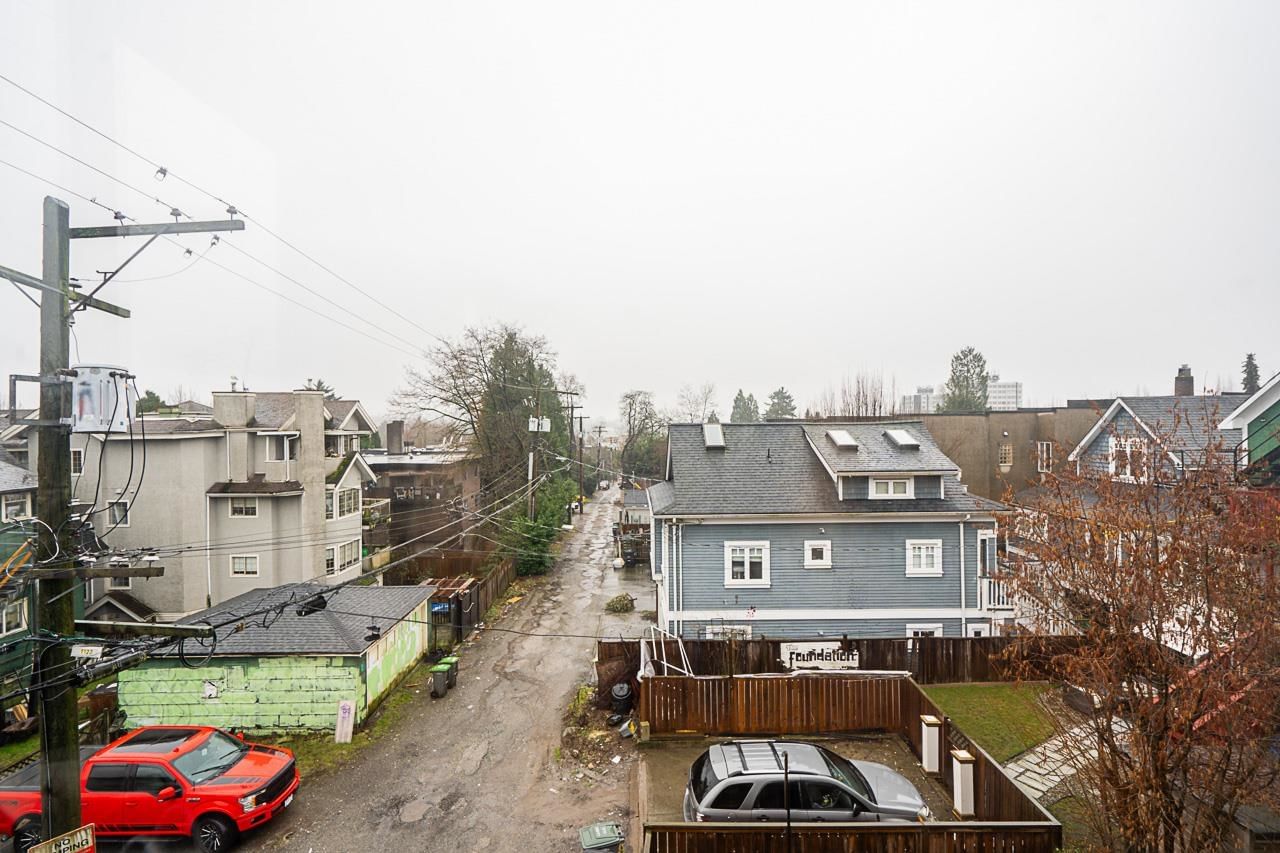 Listing Image 20