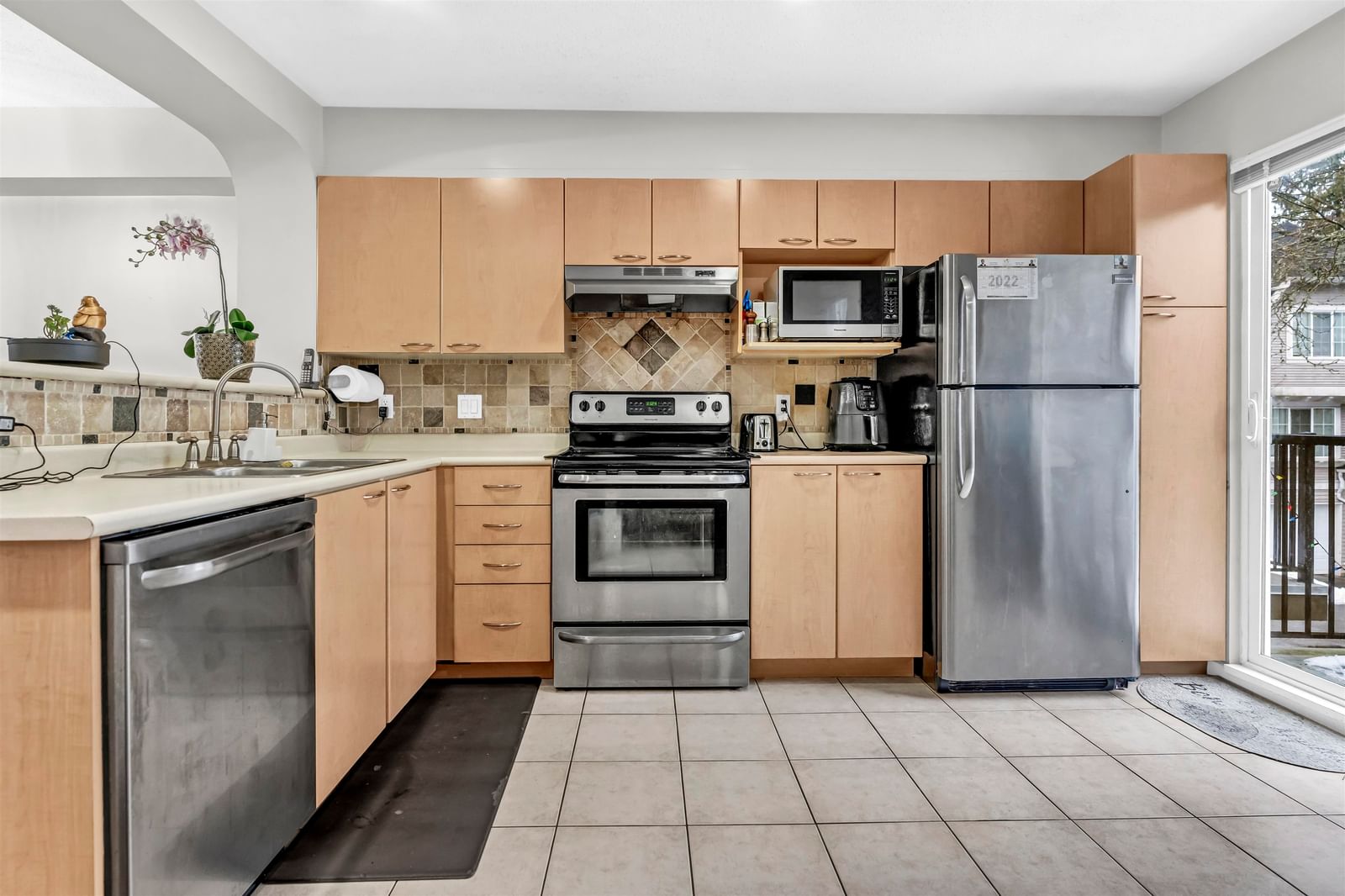 Listing Image 9