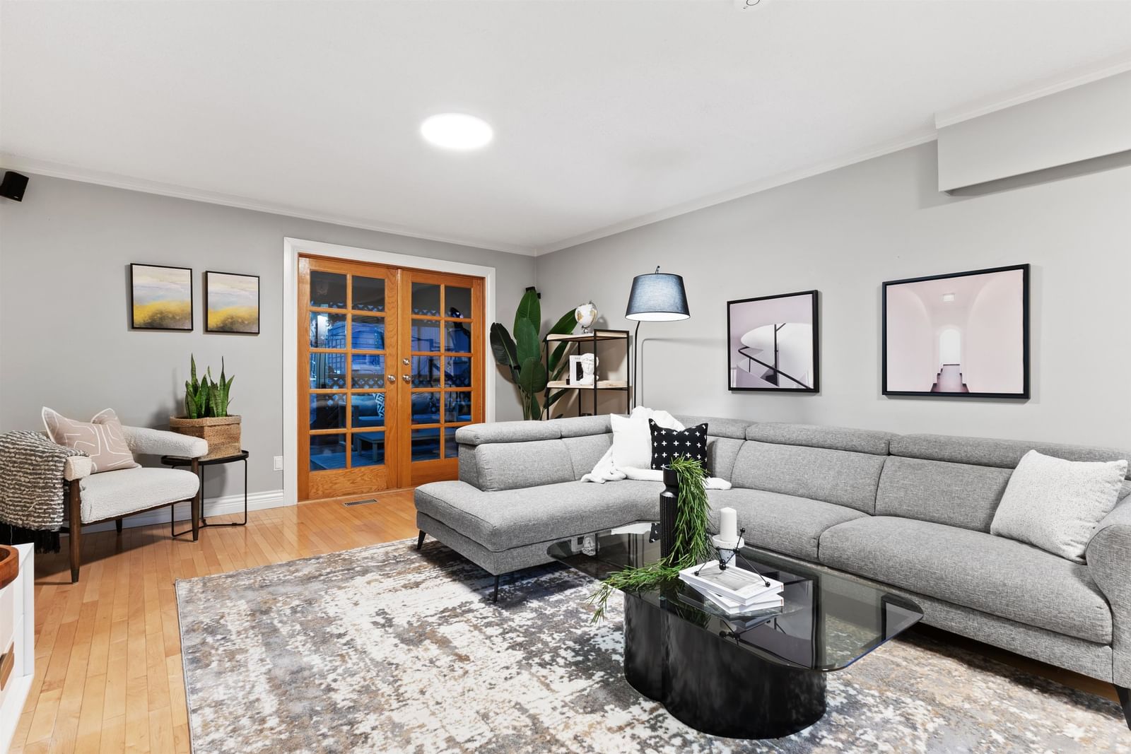 Listing Image 15
