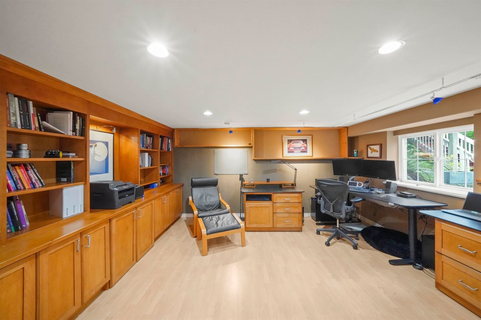 Listing Image 37