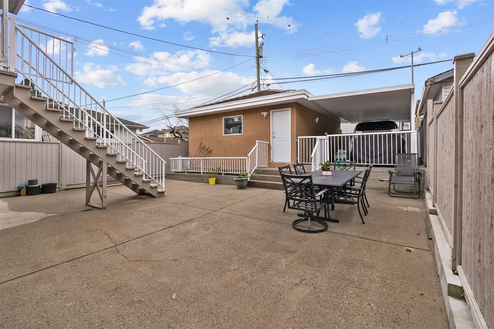 Listing Image 16