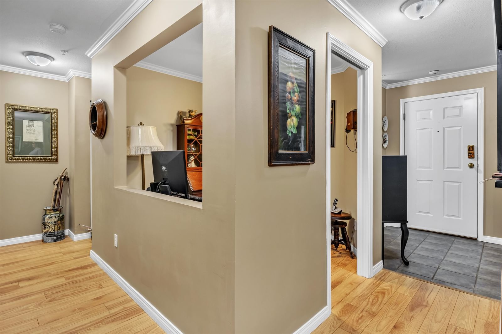 Listing Image 13