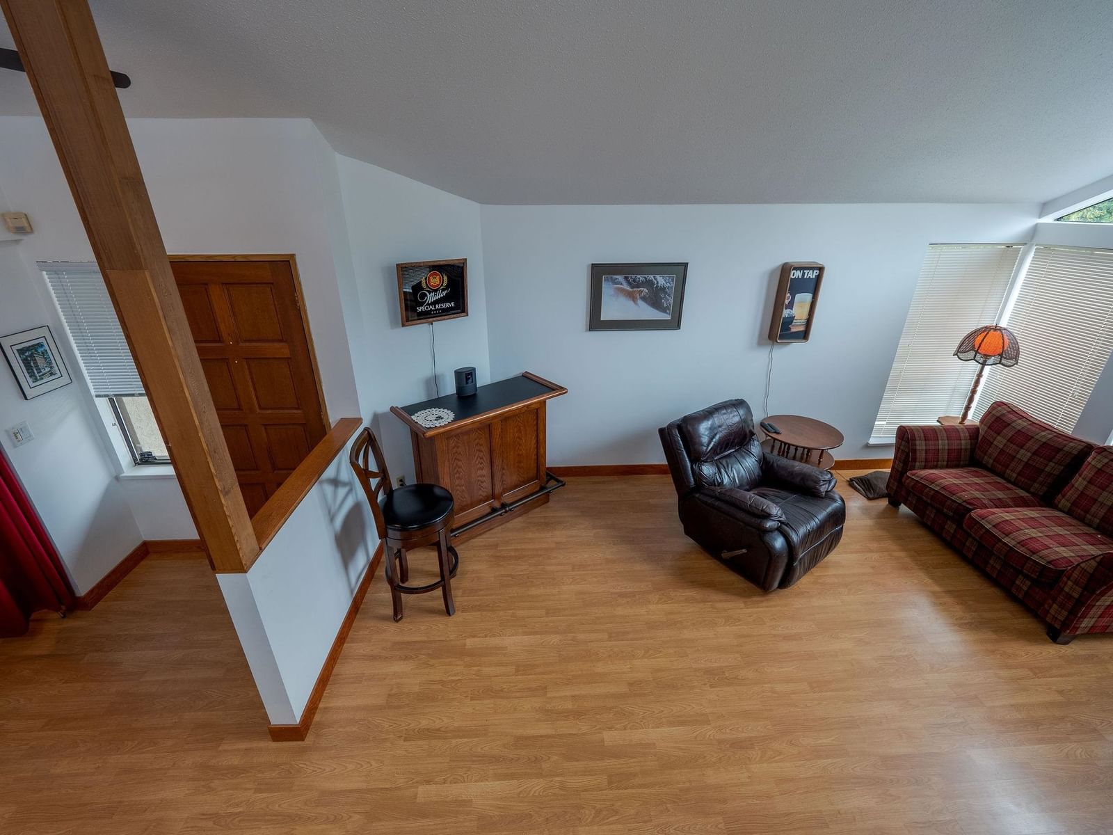 Listing Image 24
