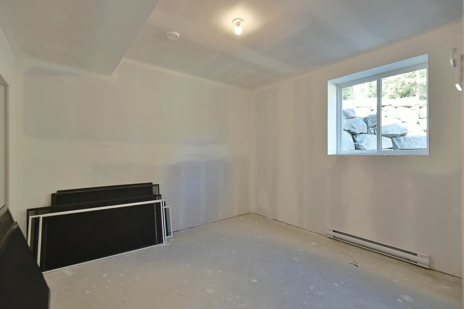 Listing Image 37