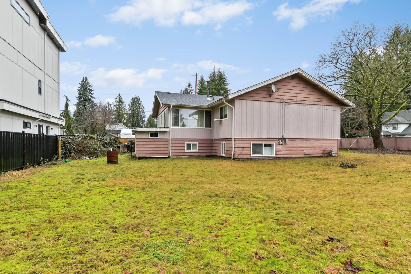 Listing Image 27