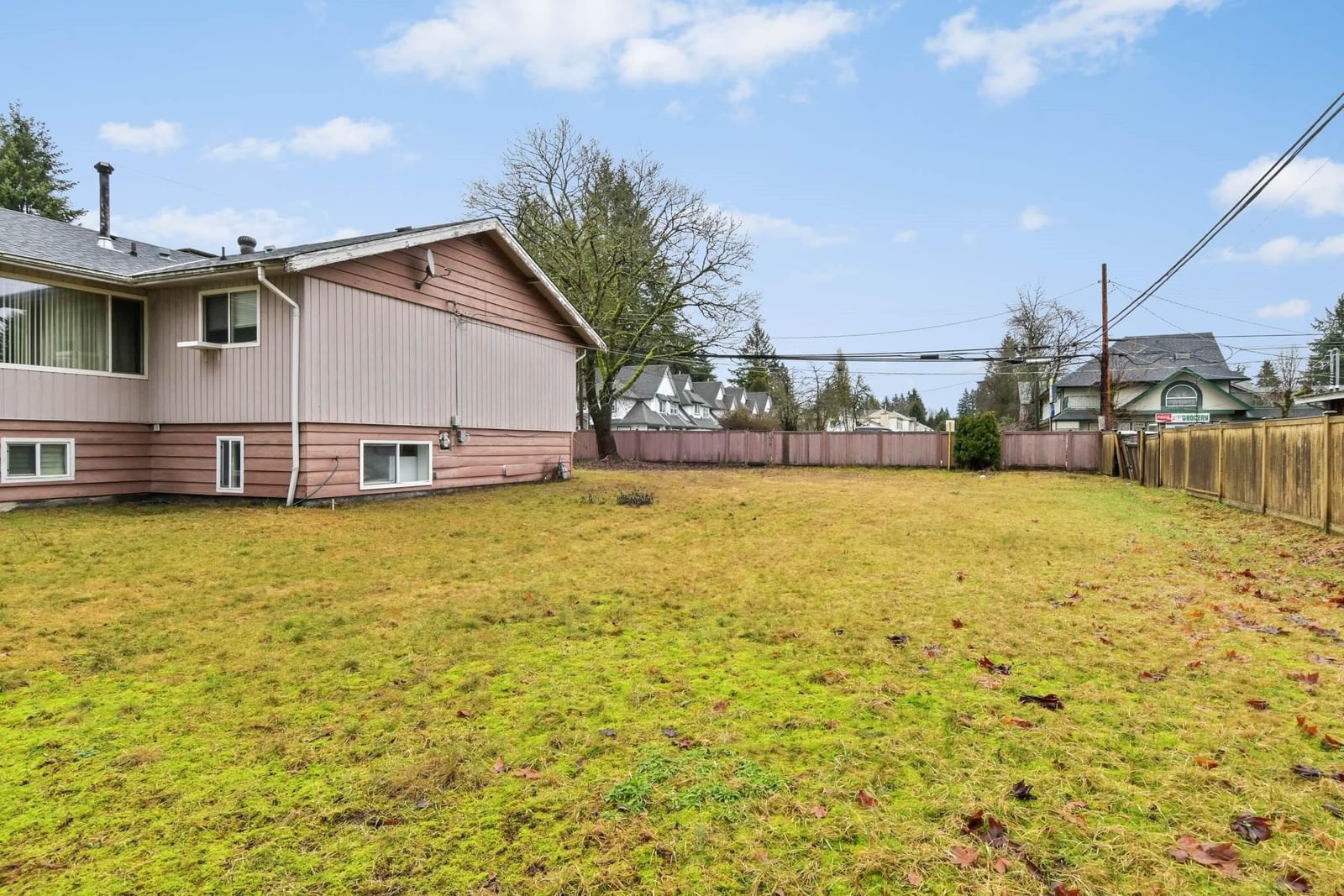 Listing Image 28