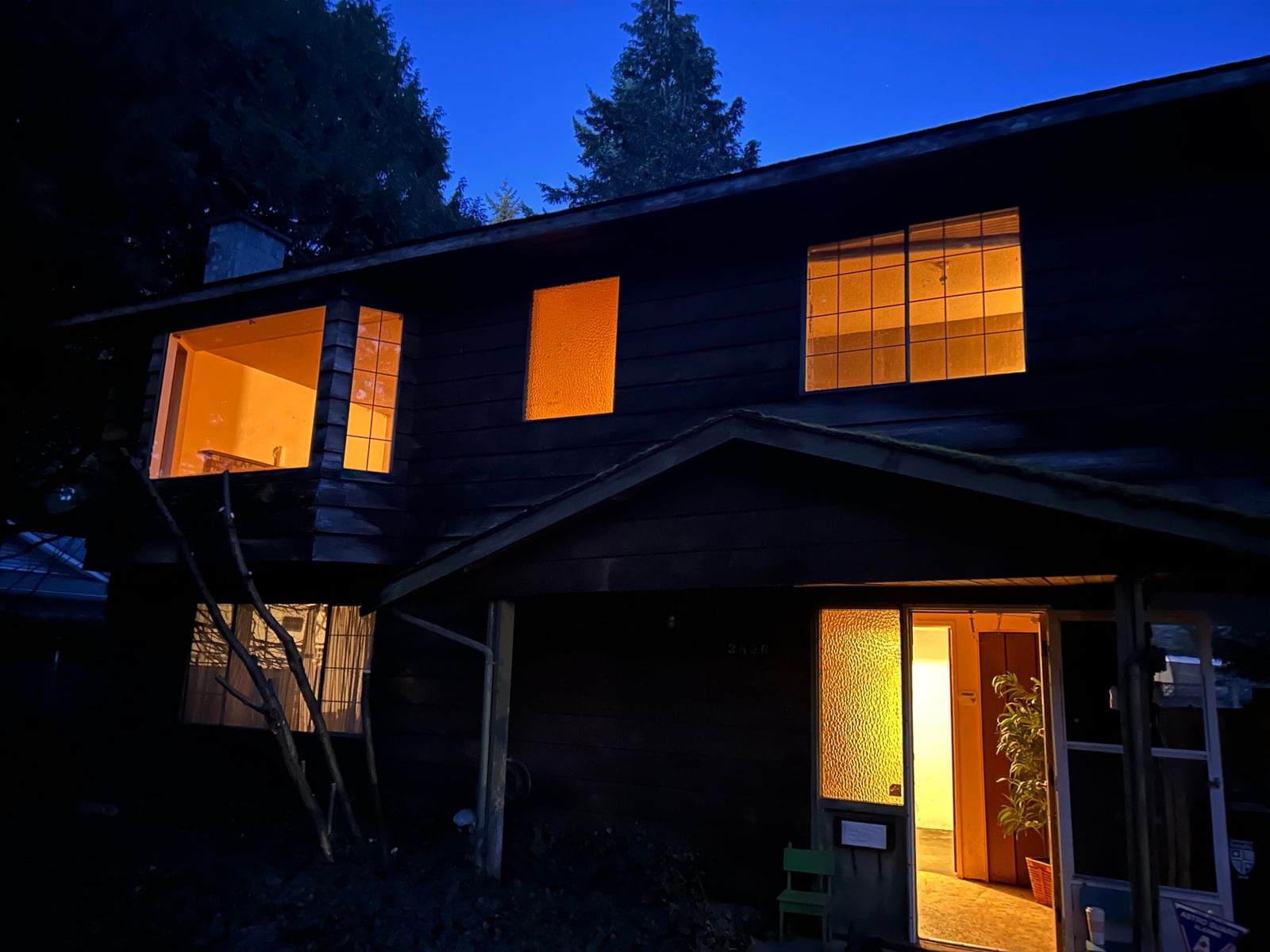 Listing Image 11