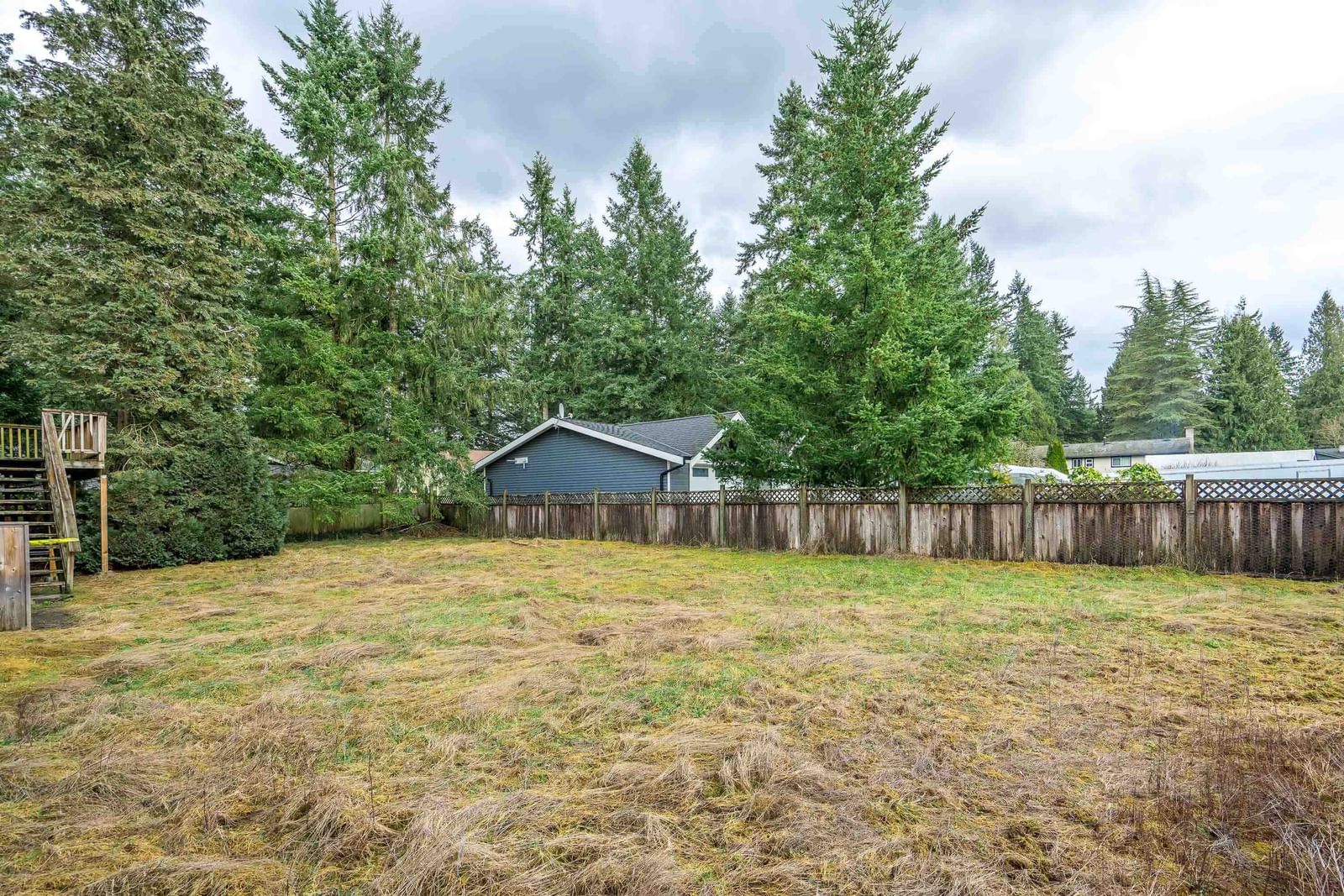 Listing Image 8