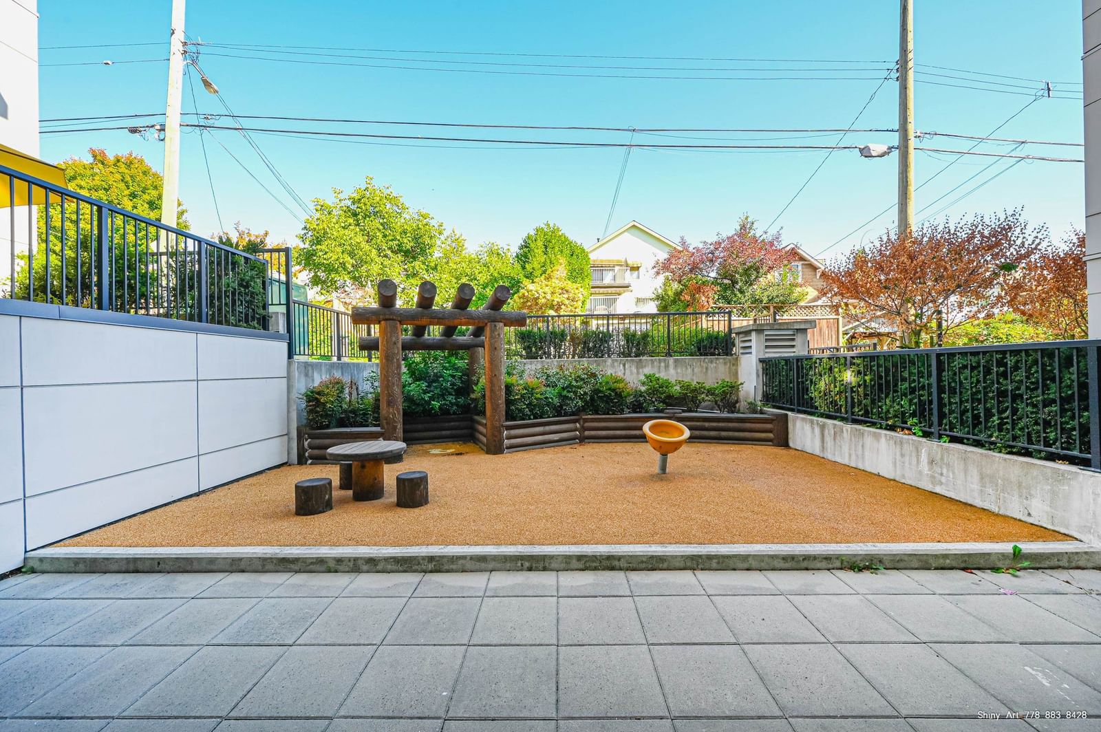 Listing Image 15