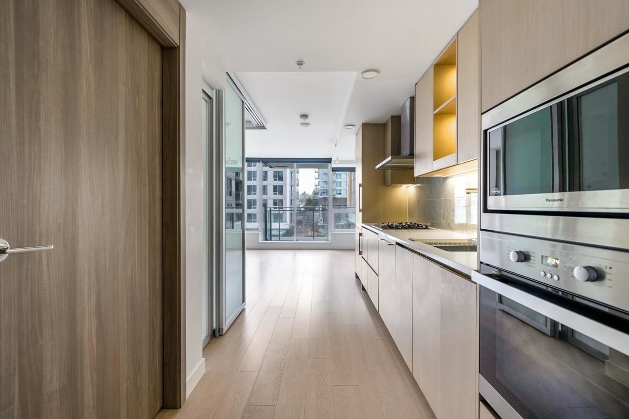 Listing Image 11