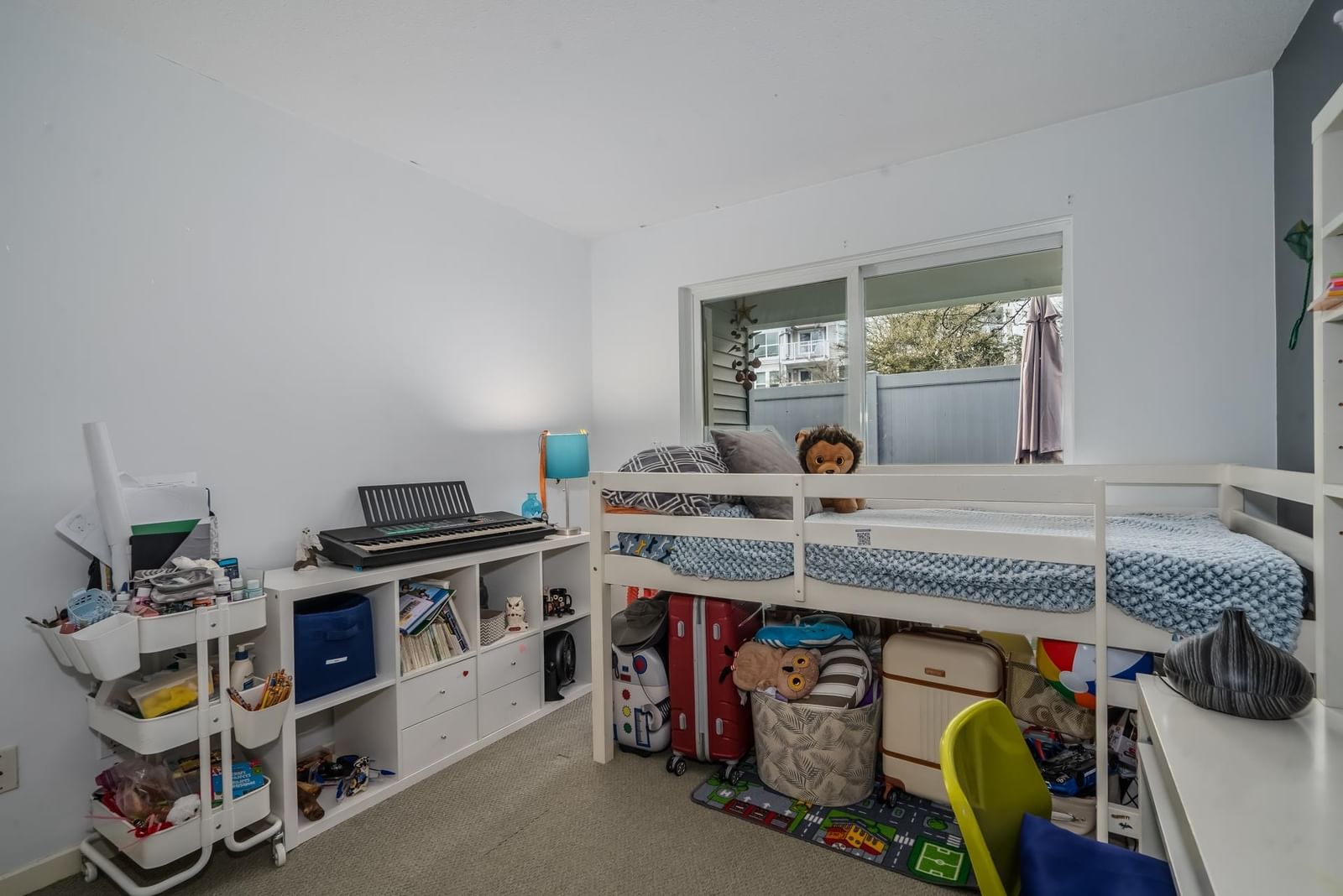 Listing Image 17