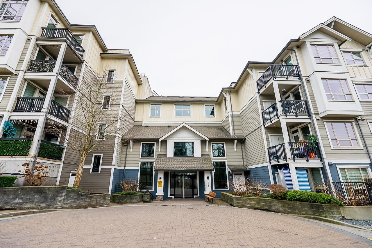 Listing Image 20